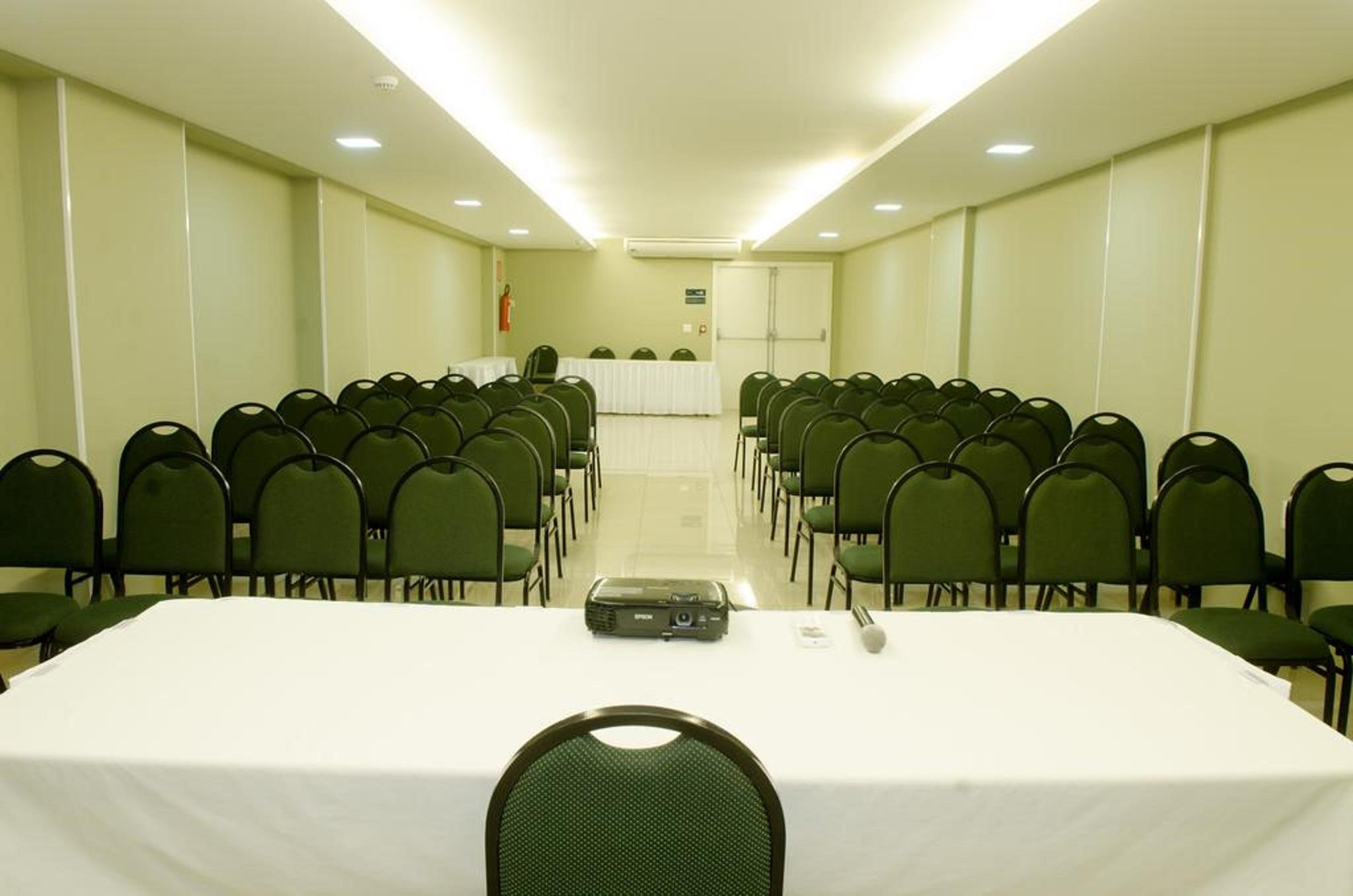 Impar Suites Expominas ベロ・オリゾンテ エクステリア 写真