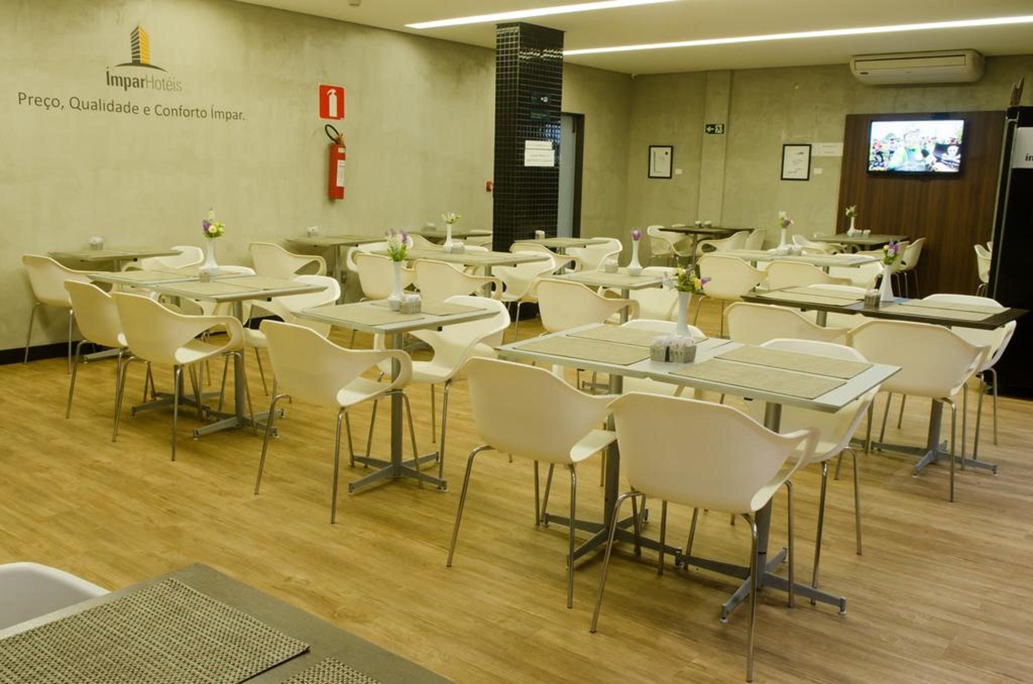 Impar Suites Expominas ベロ・オリゾンテ エクステリア 写真
