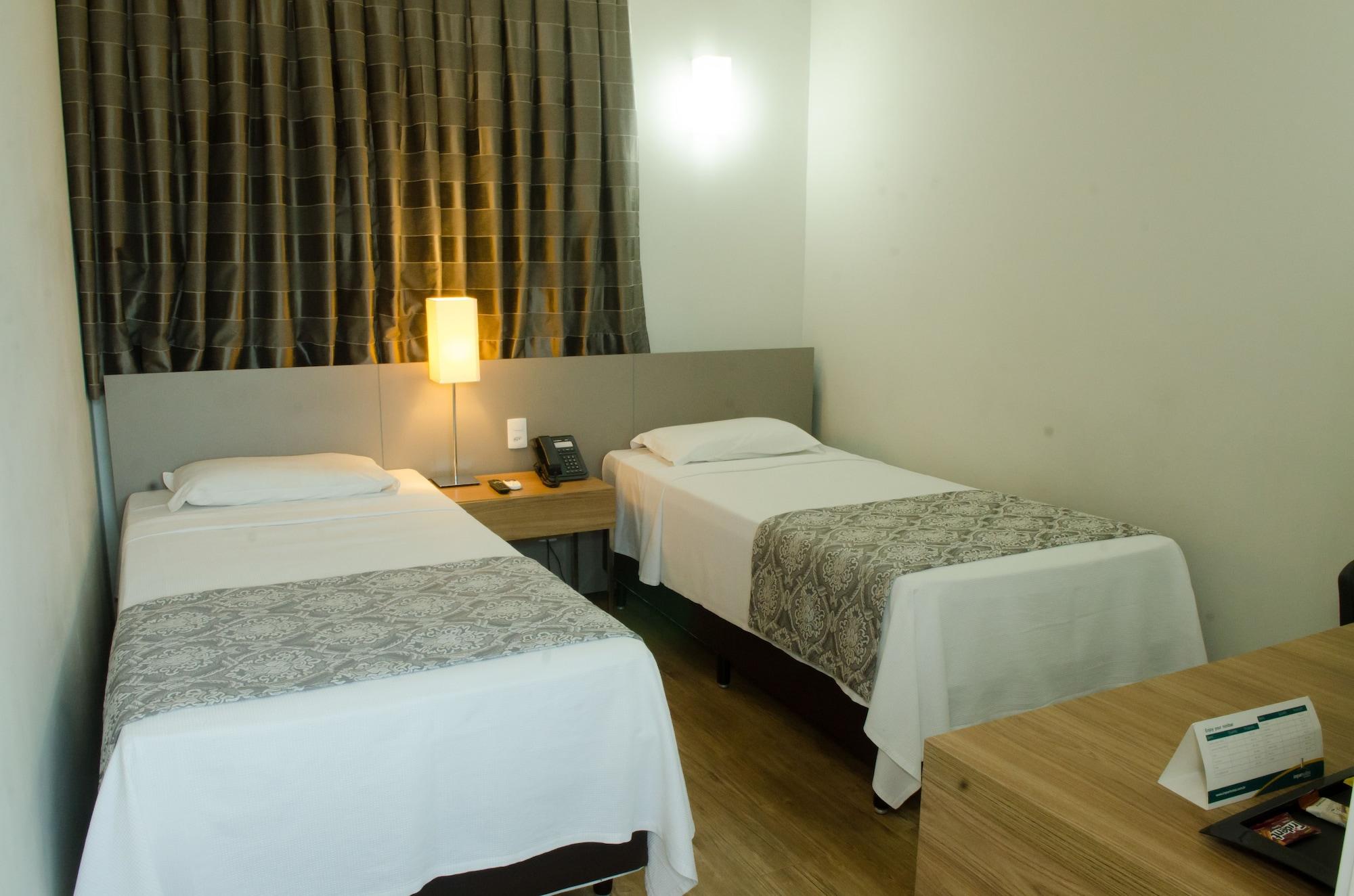 Impar Suites Expominas ベロ・オリゾンテ エクステリア 写真